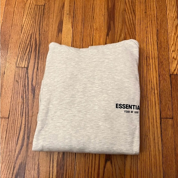 Fear Of God Essentials SS22 Light Oatmeal Hoodie - Picture 4 of 9